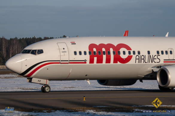 Boeing 737-86N