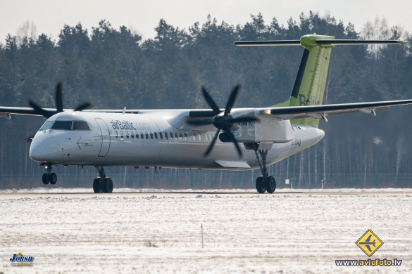 Bombardier DHC-8-402 Q400