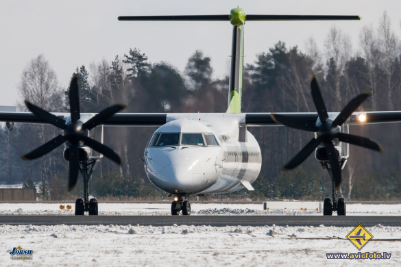 Bombardier DHC-8-402 Q400