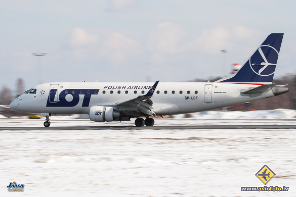 Embraer 170STD (ERJ-170-100STD)