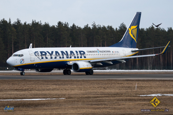 Boeing 737-8AS
