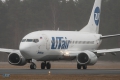 Boeing 737-524