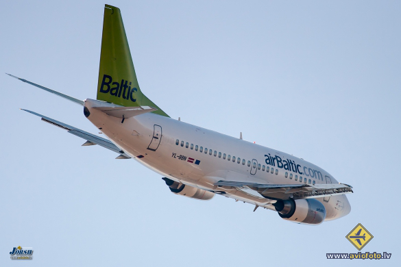 Boeing 737-522