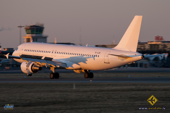 Airbus A320-211
