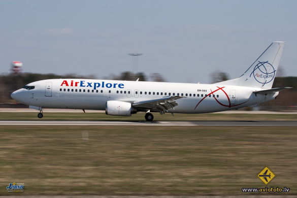 Boeing 737-46J