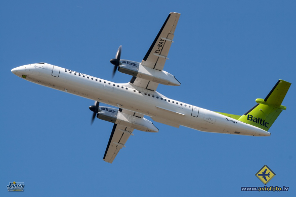 Bombardier DHC-8-402 Q400