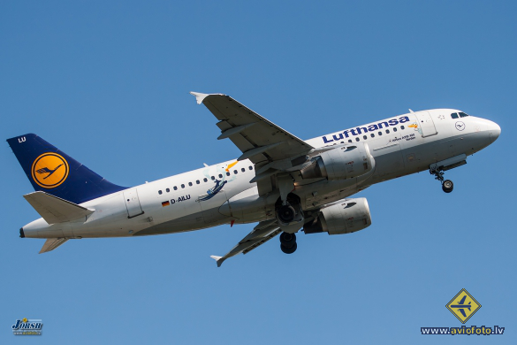Airbus A319-114
