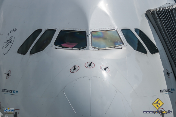 Airbus A380-861