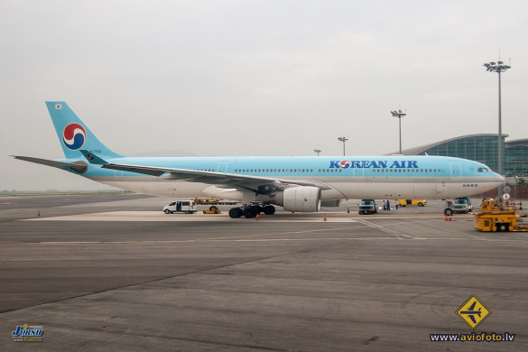 Airbus A330-323X