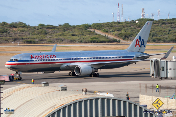 Boeing 767-323/ER
