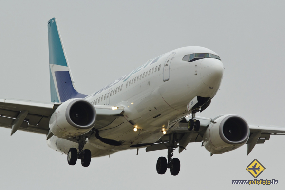 Boeing 737-7CT