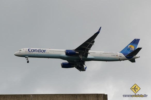 Boeing 757-330