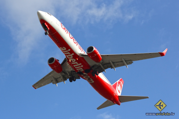 Boeing 737-86J