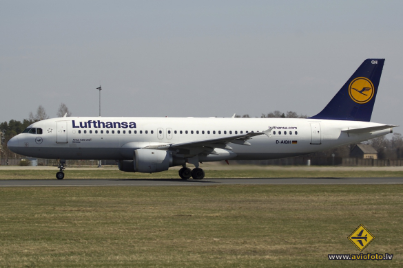 Airbus A320-211
