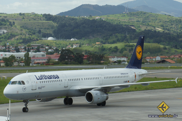 Airbus A321-131