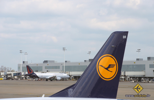 Embraer 195LR (ERJ-190-200LR)