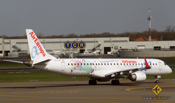 Embraer 195LR (ERJ-190-200LR)
