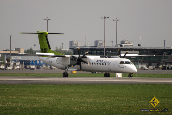 Bombardier DHC-8-402 Q400