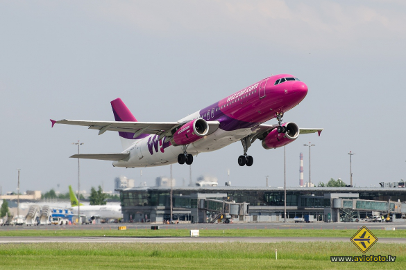 Airbus A320-232