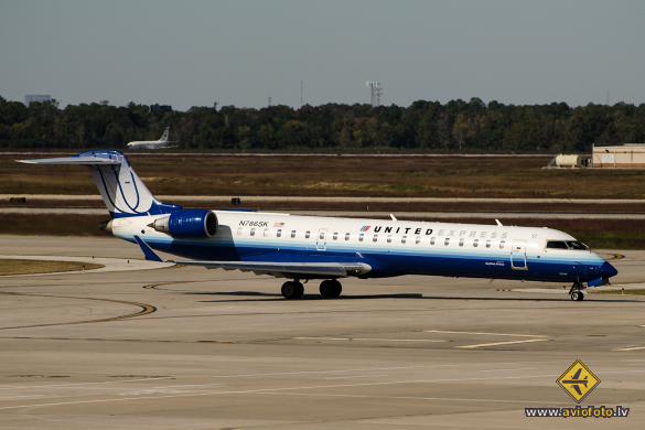 Bombardier CRJ-702 (CL-600-2C10)