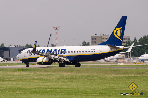 Boeing 737-8AS