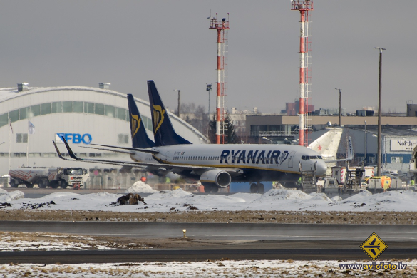 Boeing 737-8AS