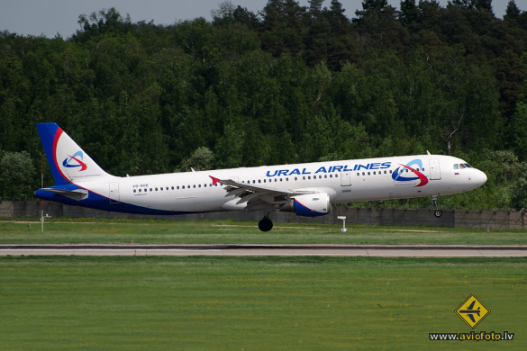 Airbus A321-211