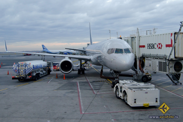 Boeing 757-231