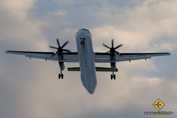 Bombardier DHC-8-402 Q400