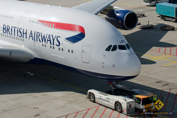 Airbus A380-841
