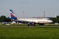 Airbus A320-214