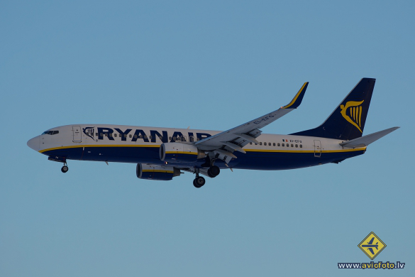 Boeing 737-8AS