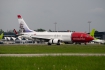 Boeing 737-8JP