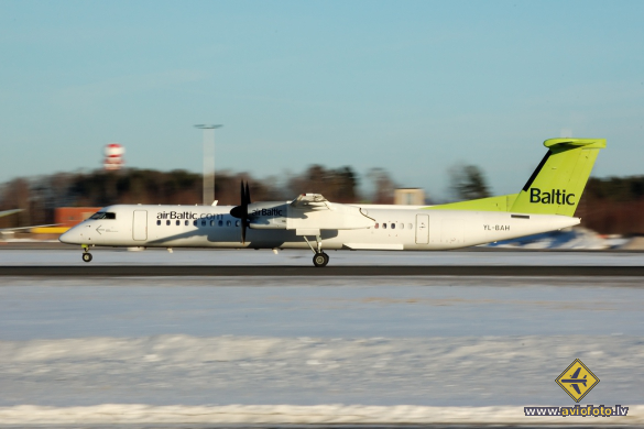 Bombardier DHC-8-402 Q400