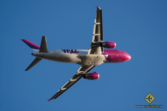 Airbus A320-232