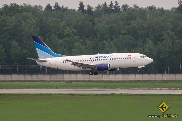 Boeing 737-3Y0
