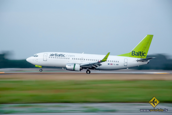 Boeing 737-33A