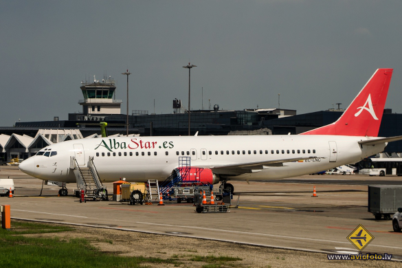 Boeing 737-4K5