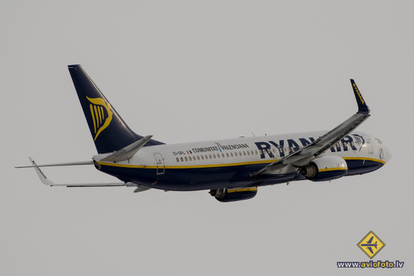 Boeing 737-8AS