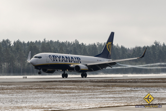 Boeing 737-8AS