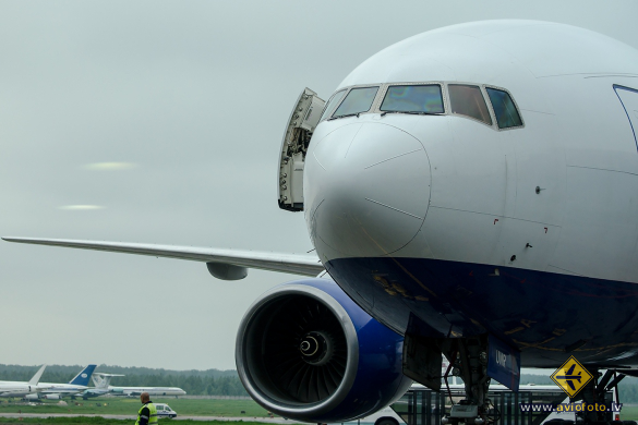 Boeing 777-212/ER
