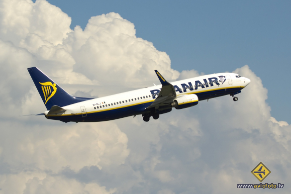 Boeing 737-8AS