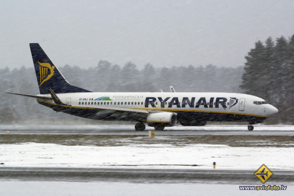 Boeing 737-8AS