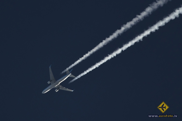 Boeing 767-304