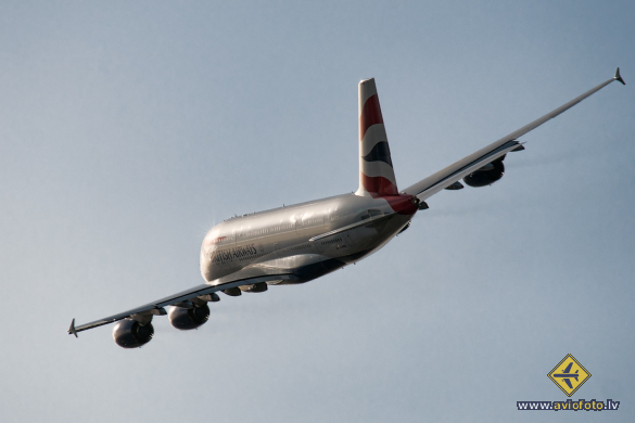 Airbus A380-841