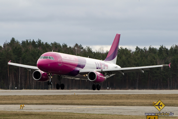 Airbus A320-232