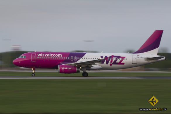 Airbus A320-232