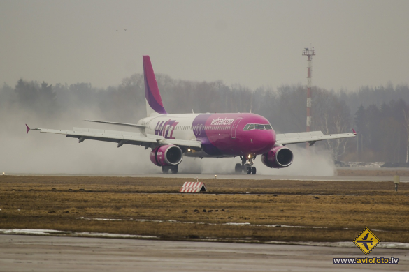 Airbus A320-232