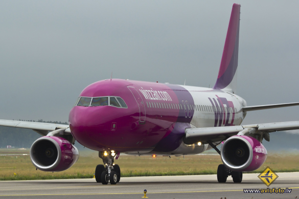 Airbus A320-232