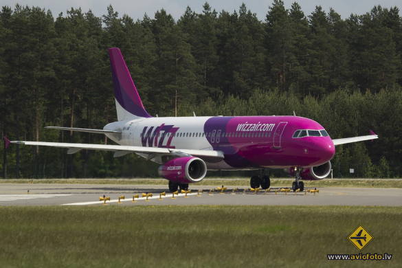 Airbus A320-232